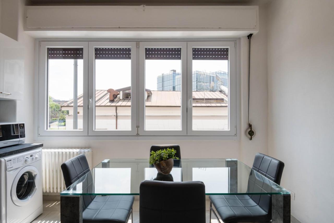Relstay - Gae Aulenti - 1Br Milan Luaran gambar